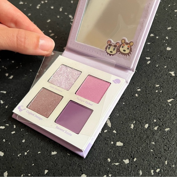 COLOURPOP X ANIMAL CROSSING | LABELLE OF THE BALL | Pressed Powder Palette - Picture 16 of 16